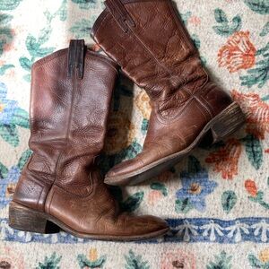 Frye Carson 6.5 Classic Brown Leather Cowboy Boots- in need of repair!